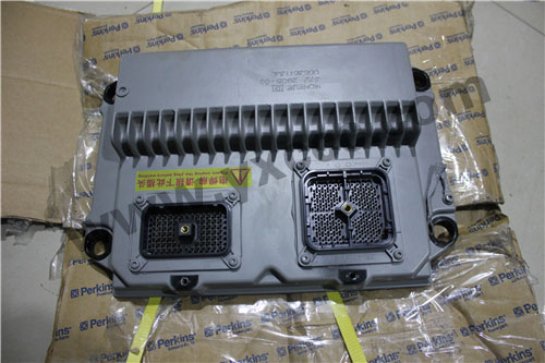 珀金斯柴油發(fā)動機1874252 C94X引擎控制模塊ECM、溫度、油壓、氣壓、傳感器與線束